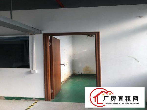 
		上梅林越华工业区厂房166平米
	