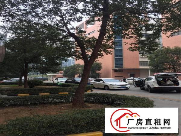 
		宝安西乡21000花园式厂房出租
	