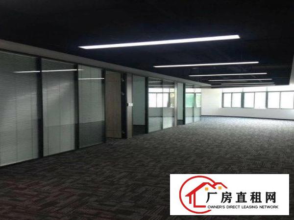 
		兴东地铁A口带装修200平起租大型产业园
	