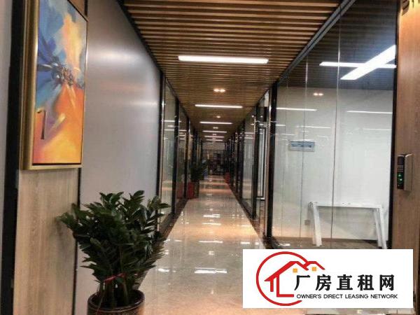 
		兴东地铁A口带装修200平起租大型产业园
	