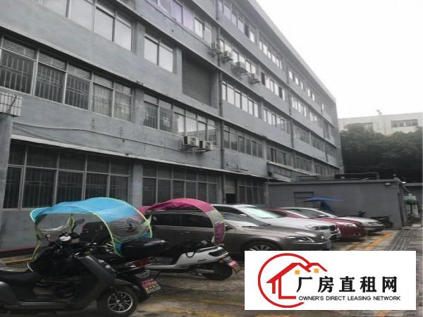 
		洪浪北地铁站原房东厂房楼上950平方
	