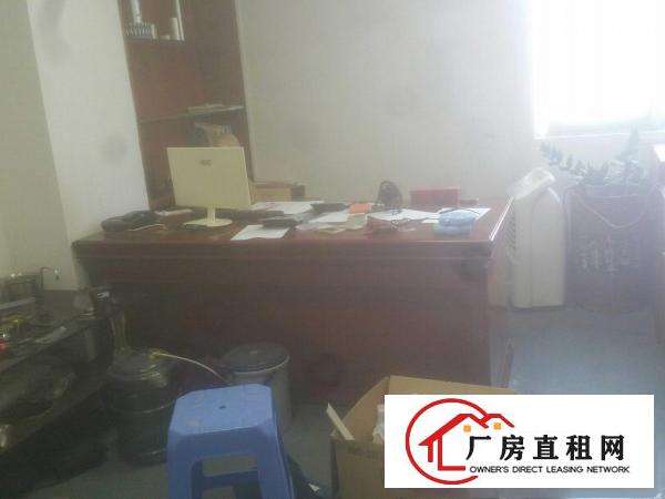 
		出租宝安39区70栋5楼（宝安翻身电子城）
	