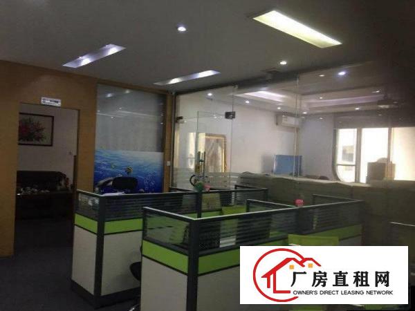 
		价钱低兴东地铁站附近71区留仙路厂房招租！！
	