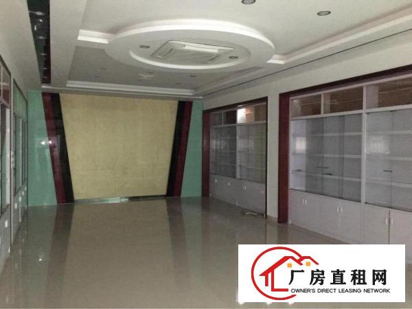 
		大型工业区豪华装修二楼1600平方米
	