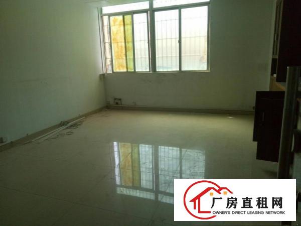 
		厂房装修漂亮，格局好，
	