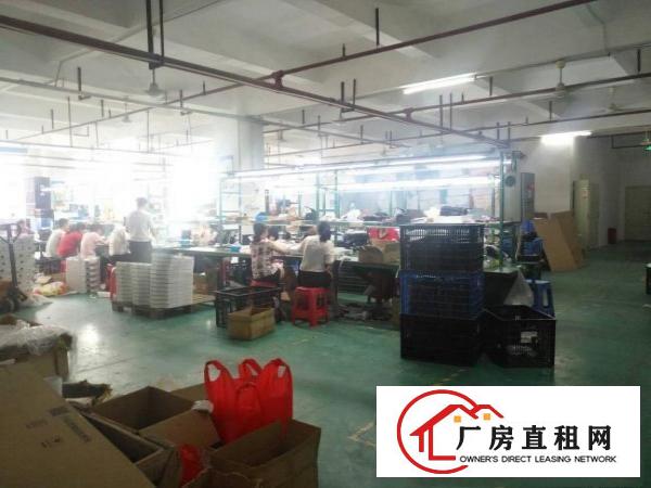 
		福永地铁口附近正规工业区1000平米带装修厂房出租
	