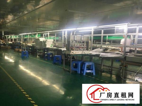 
		福永和平新出楼上2400平米豪华装修厂房出租。
	