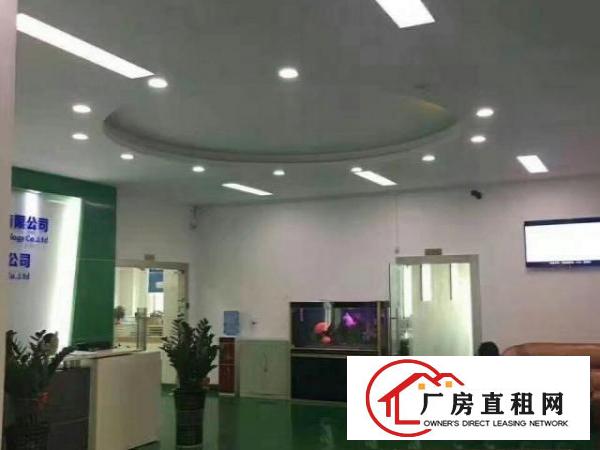 
		福永地地铁口精装修厂房2500平米适合办公电子
	