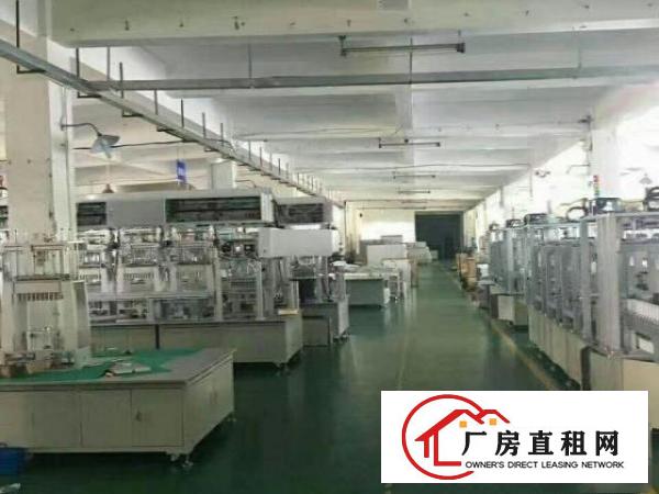 
		福永地地铁口精装修厂房2500平米适合办公电子
	