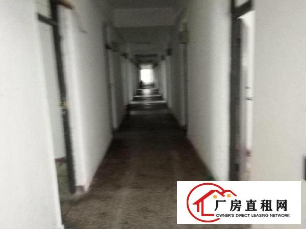 
		沙井六楼500平带装修，有2吨货梯，可环评
	