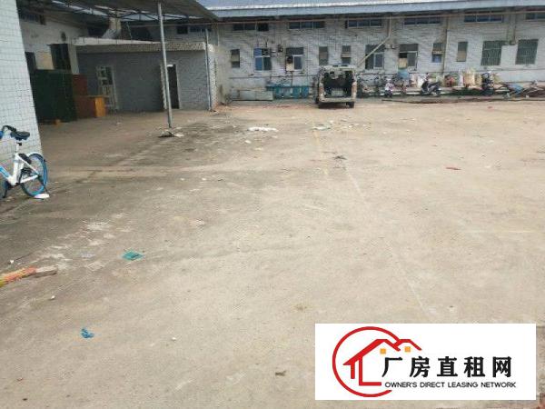 
		沙井驾校空地2000平产证齐全大车可漂移
	