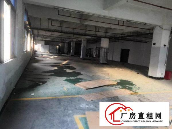 
		后亭三楼1150平精装修可分割带2吨货梯，产证齐全
	