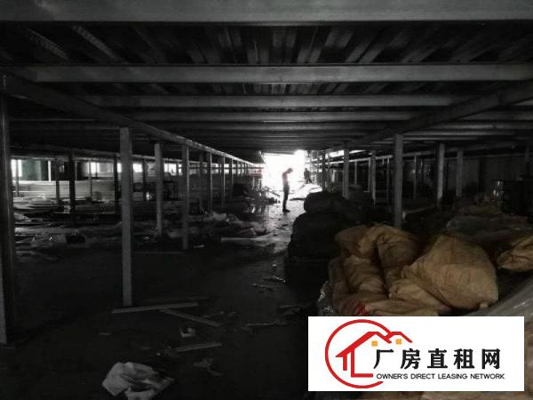 
		沙井一楼700平精装修，产证齐全，13米挂车可进
	