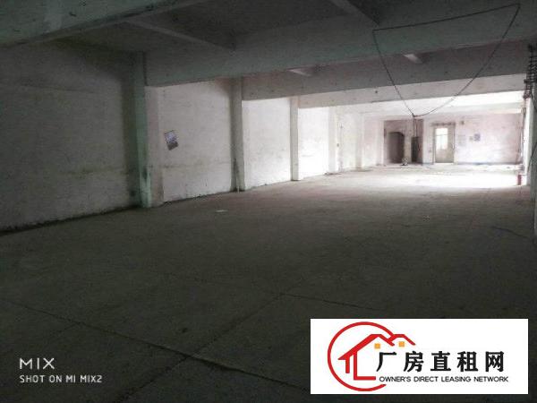 
		松岗沙浦700平厂房出租，价格实惠，靠近主干道
	