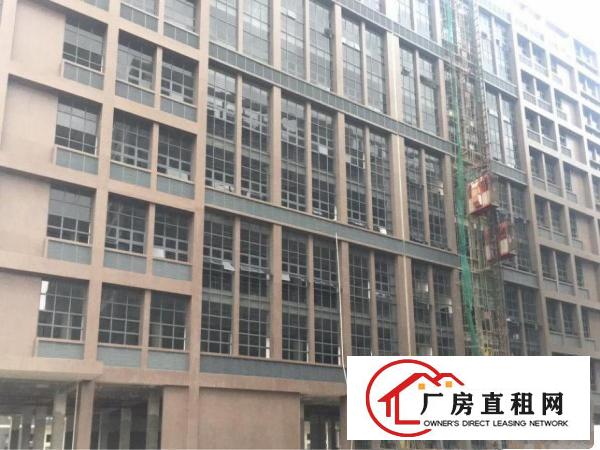 
		松岗潭头高薪园区3万平大小分租3300平一层出租
	