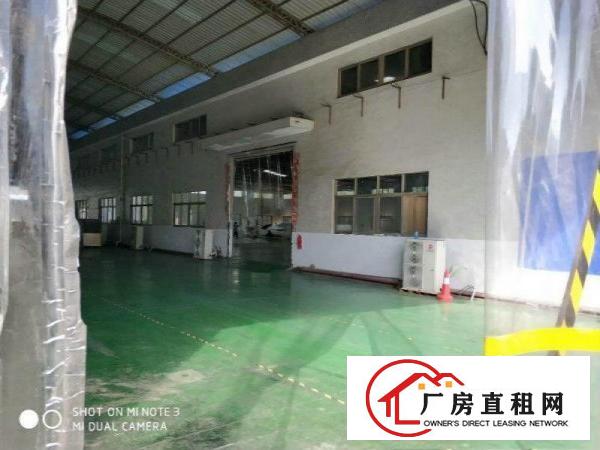 
		松岗燕川100平厂房出租，独门独院，有空地，实图
	