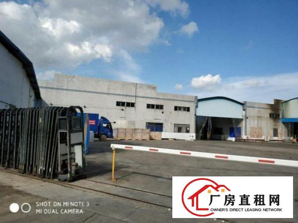 
		松岗燕川100平厂房出租，独门独院，有空地，实图
	