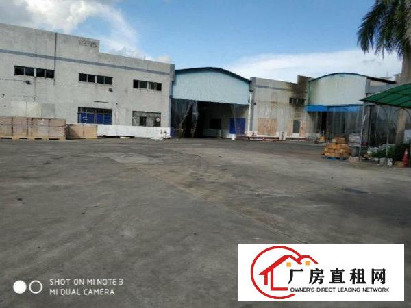 
		松岗燕川100平厂房出租，独门独院，有空地，实图
	