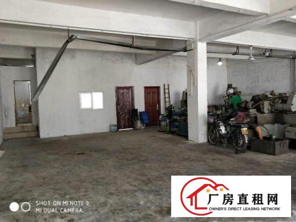 
		松岗广进路100平厂房出租，交通便利，设施设备齐全
	