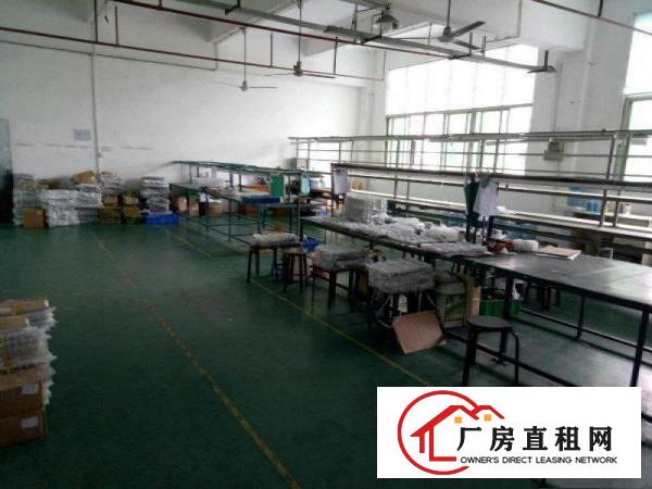 
		松岗红星700平厂房出租，正规的工业厂房，环境好
	