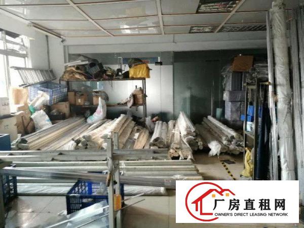 
		松岗红星380平标准厂房出租，产证齐全，便利，实图
	