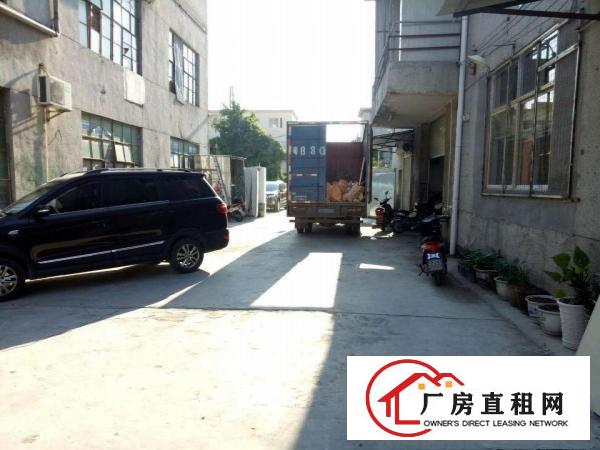 
		松岗潭头300平标准厂房出租，价格实惠，便利，实图
	
