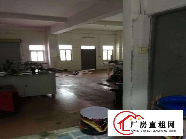
		麻布新出一楼150平仓库招租，4500全包！带装修
	