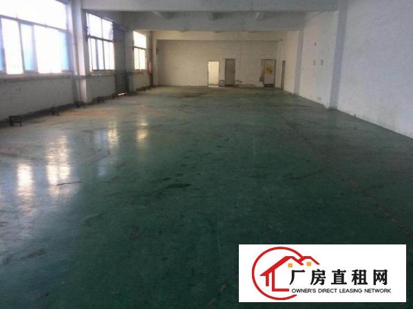 
		汽车站附近新出三楼760平，带装修厂房出租
	
