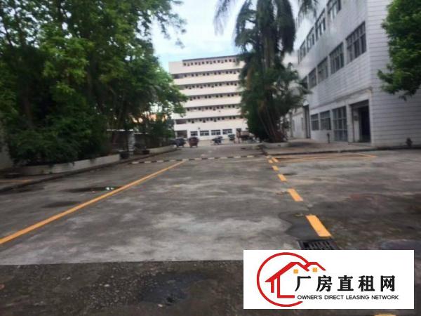 
		公明厂房一楼2160平方米
	