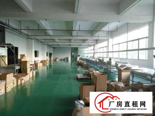 
		石岩北环路新出楼上900平方带装修厂房出租
	