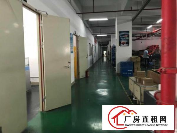 
		新出原房东《带精装修》楼上3200平米厂房出租
	