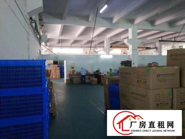 
		石岩原房东一楼300到3000可分租精装修厂房
	