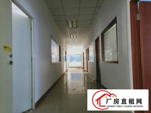 
		龙华大浪商业中心附近新出楼上带装办公厂房1100平
	
