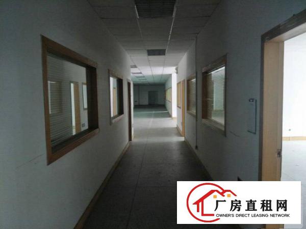 
		龙华大浪石凹工业区新出二楼整层精装修厂房1300平
	
