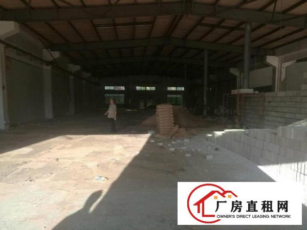 
		大浪工业园1600平米一楼仓库厂房招租
	