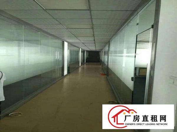 
		龙华大浪商业中心附近楼上1300平豪华装修厂房出租
	