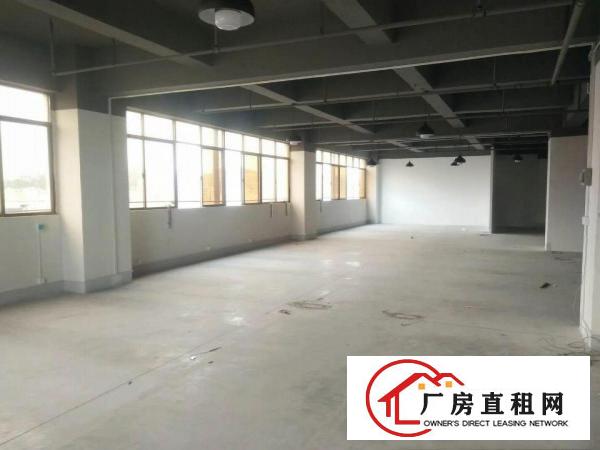 
		龙华大浪新出整层2680平厂房，新装修，大小可分租
	