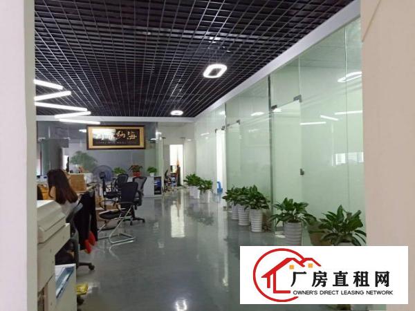 
		大浪义乌旁两层独院厂房带装单层800平方出租
	