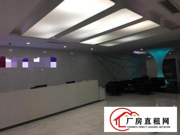 
		龙华大浪，整层2300平，带装修水电齐全
	
