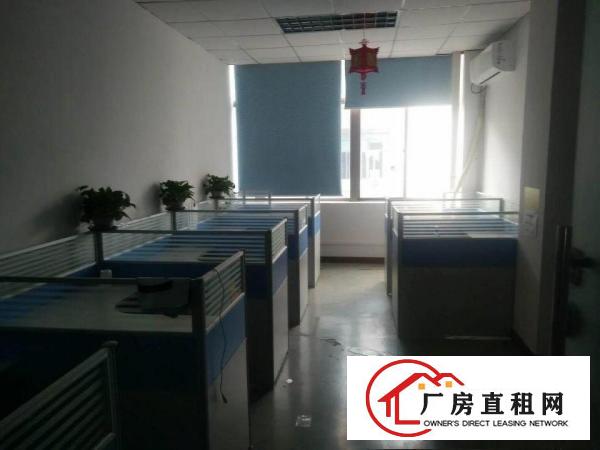 
		龙华大浪新出整栋带装修18000平厂房，大小可分租
	