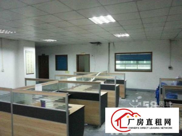 
		明治万众城500,800,1200平带装修招租
	
