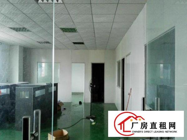 
		民治锦绣江南980平米带办公室厂房出租
	