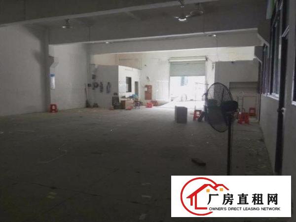 
		民治万众城新出一楼470平方带简装招租
	
