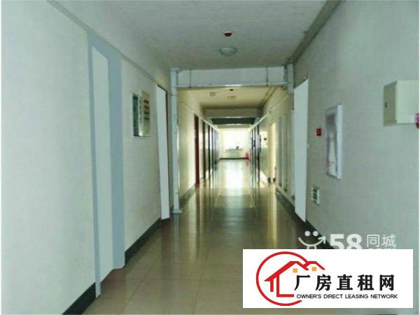 
		民治万众城500平680平至1000平带装修招租
	