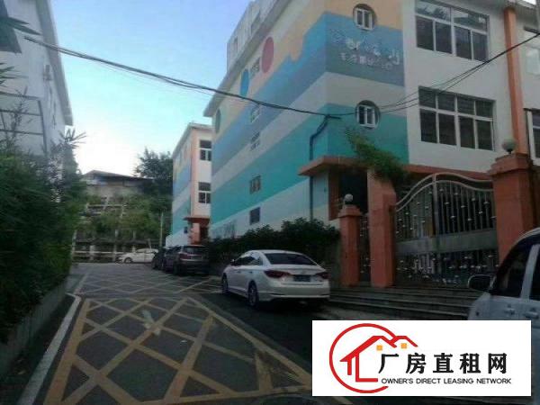 
		民治龙华民治万众城厂房5700平米
	