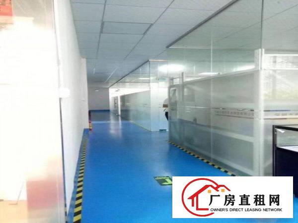 
		龙胜地铁口附近厂房920平米
	