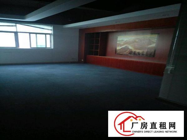 
		民治工业路与布龙路厂房2000平米
	