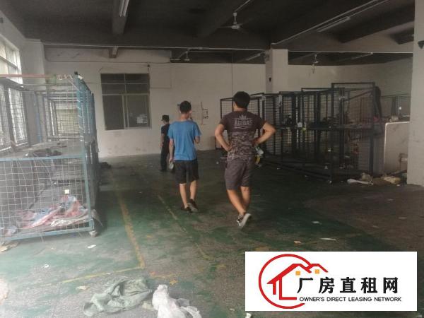 
		民治工业园550平米一楼厂房仓库招租
	