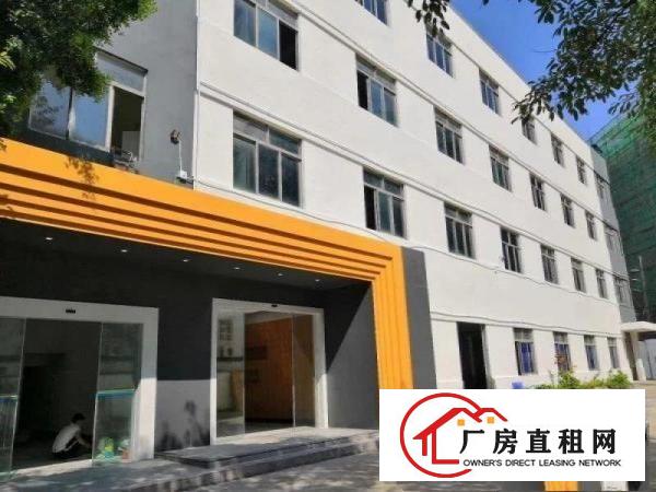 
		龙华龙胜地铁站附近新出电商园一栋单层1300平出租
	