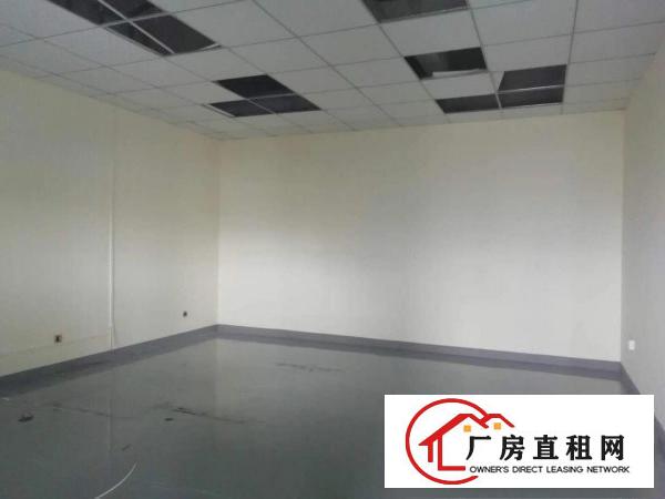 
		龙华鹊山路口新出三楼750平厂房带精装修出租
	